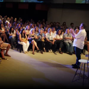 Conferencia León Fu en Córdoba 2025 – Arquetipos Familiares